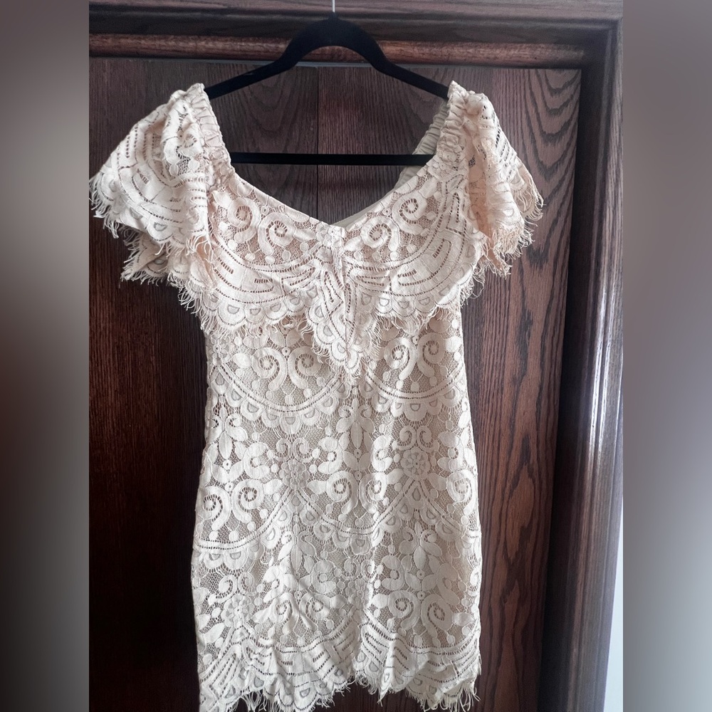 Promesa Cream Lace Mini Dress